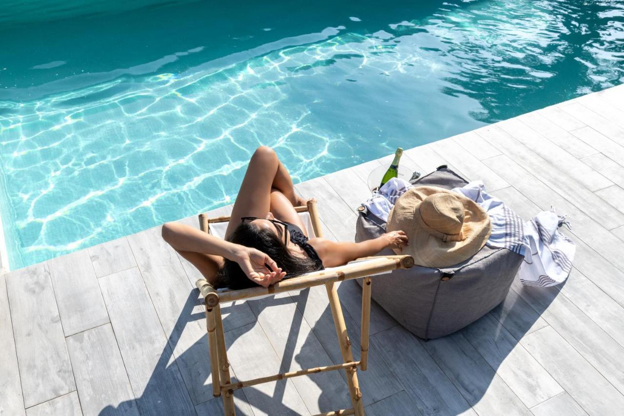 Damma Beachfront Luxury Villa Kamári المظهر الخارجي الصورة
